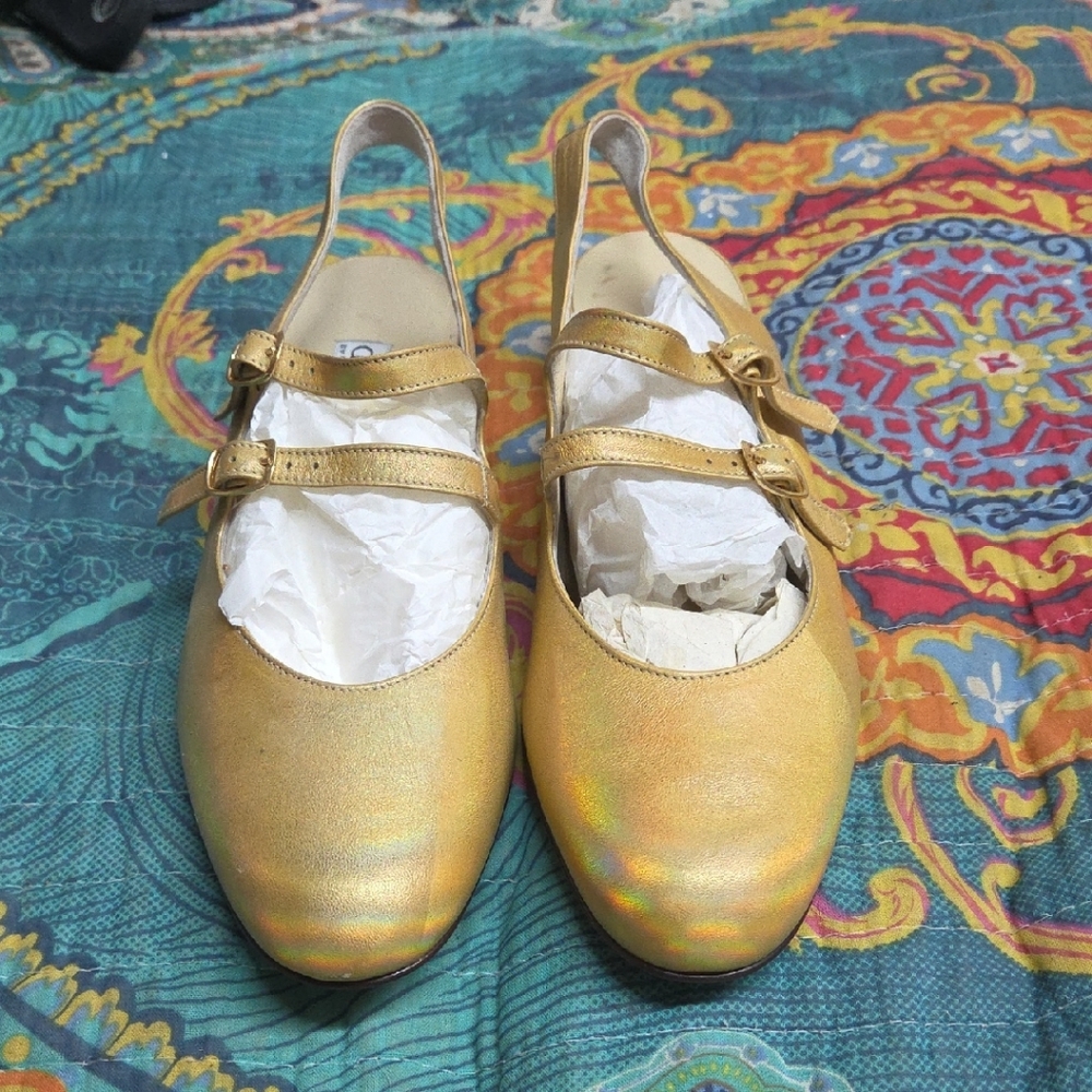 Chic Gold Double-Strap Women's Flats